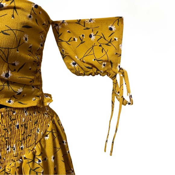 NWOT 2 Piece Yellow/Mustard Crop Short Set Women’s Size Large - Picture 8 of 14